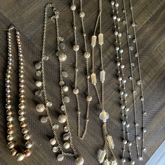 Lot Of 6 Designer Necklaces, Gold Tone Metal Acrylic VTG CW Creek Casual Corners - Picture 1 of 11